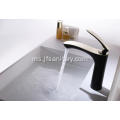 Fesyen Hitam dan Emas Single Hole Basin Faucet